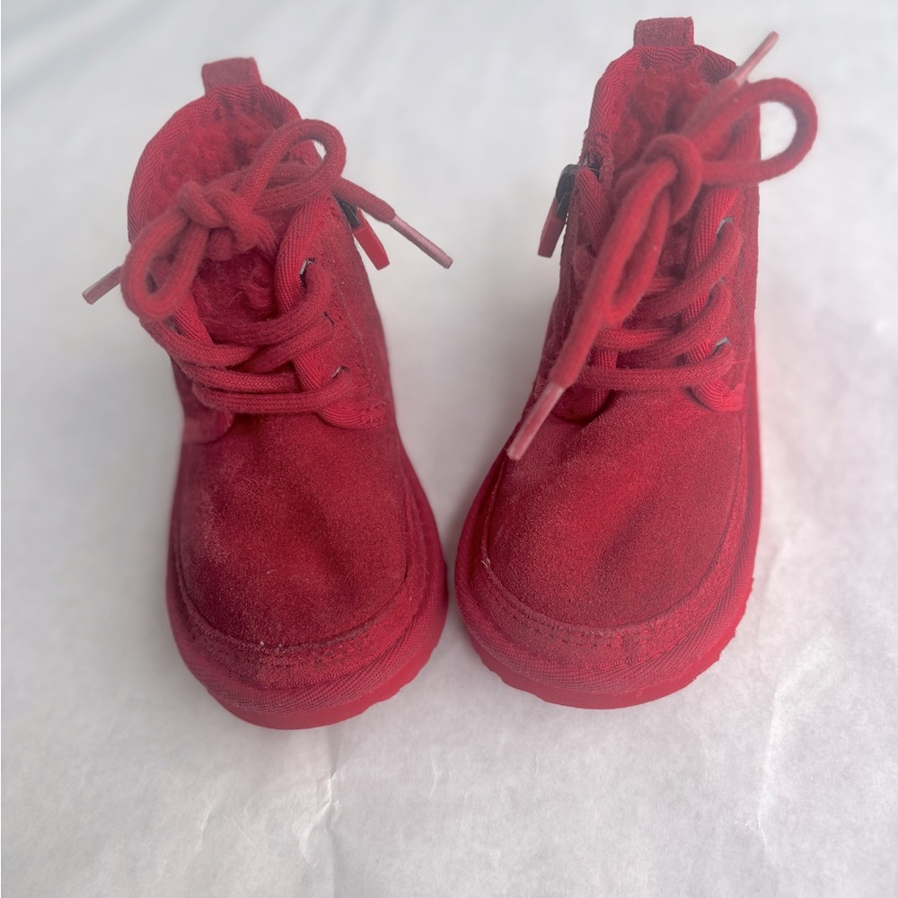 UGG Neumel red suede lace up zipper chukka boots kids size 7.